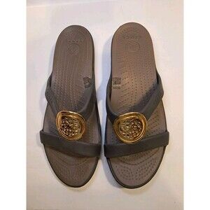 NEW Crocs Sanrah Strap Sandals Gold Medallion Slide Brown Womens Size 11